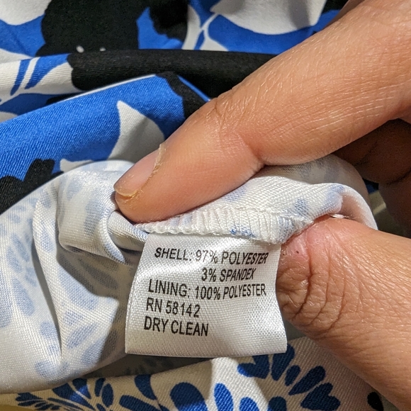 Maggy London Blue Black White Floral Sleeveless Sheath Knee Length Dress- 8/M - Picture 9 of 11